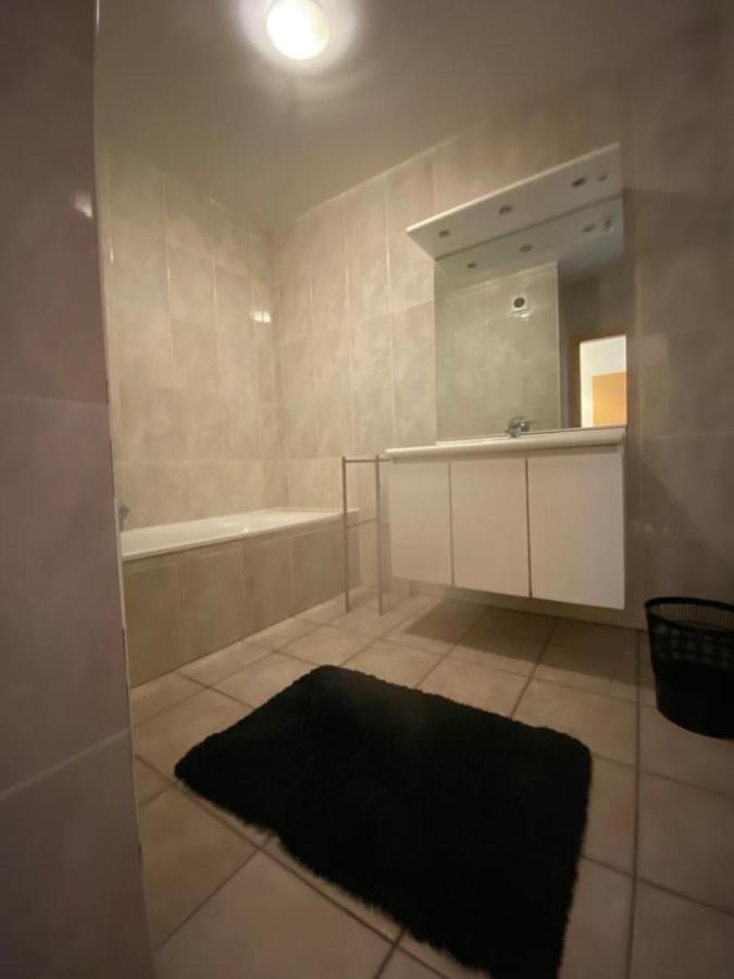 Superbe Appartement Lumineux Et Spacieux Antwerpen Exterior foto